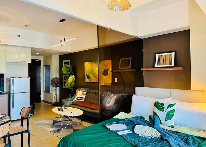 Cozy Unit With Balcony Netflix Walk To Venice Mall Apartamento Manila