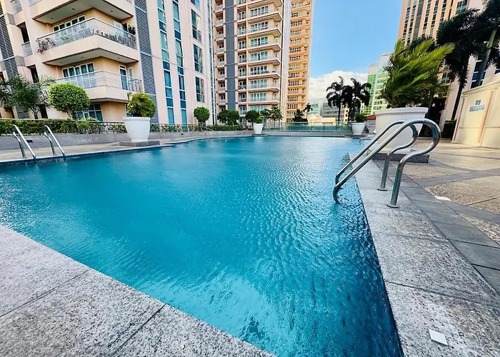 Cozy Unit With Balcony Netflix Walk To Venice Mall *