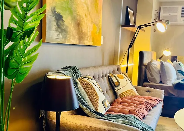 Cozy Unit With Balcony Netflix Walk To Venice Mall Apartamento Manila